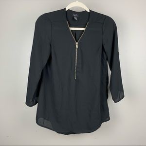 5/$25 Rue 21 Half Zippered Blouse